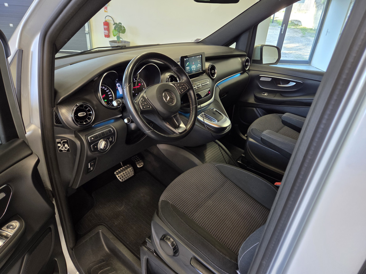 Merceds-Benz V220d long AMG Line